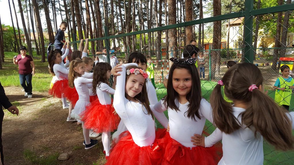 15 MAY 2017 Футболен турнир заедно със своите родители - ДГ Радост - Велинград